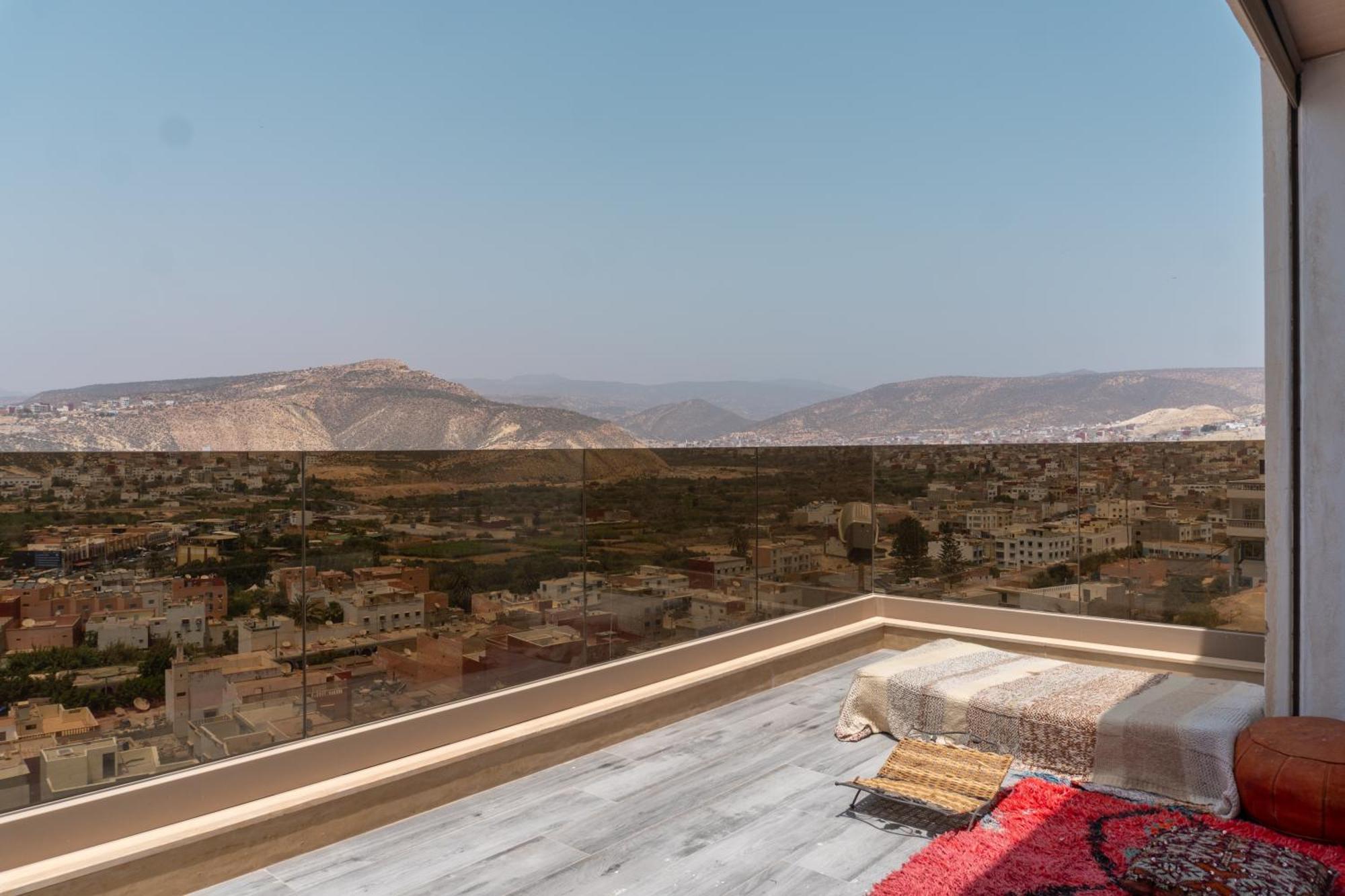 Tayyurt Surf Camp Tamraght Aourir Hostel Imi Mikki Bagian luar foto