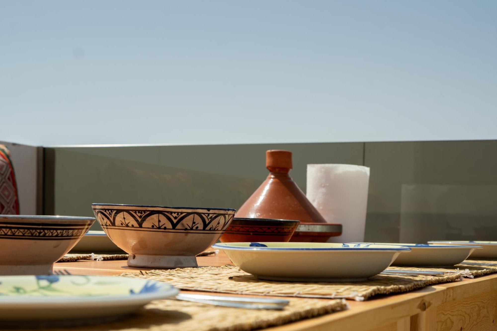 Tayyurt Surf Camp Tamraght Aourir Hostel Imi Mikki Bagian luar foto