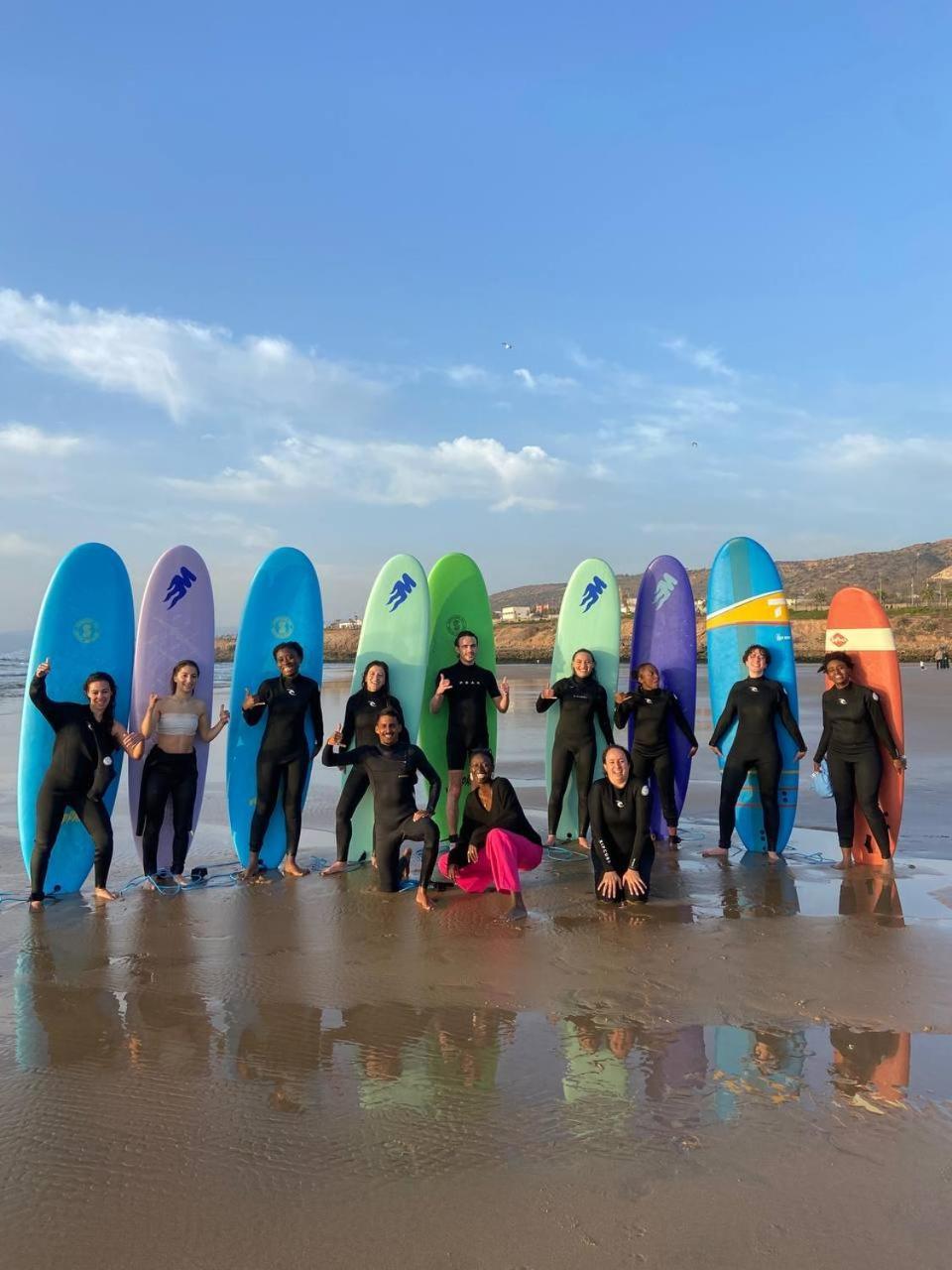 Tayyurt Surf Camp Tamraght Aourir Hostel Imi Mikki Bagian luar foto